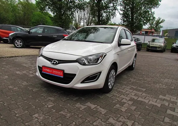 samochody osobowe Hyundai i20 cena 18800 przebieg: 216000, rok produkcji 2013 z Ropczyce